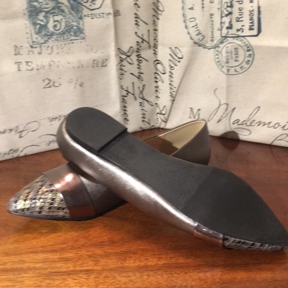 Never worn Annie pewter flat - Picture 3 of 4